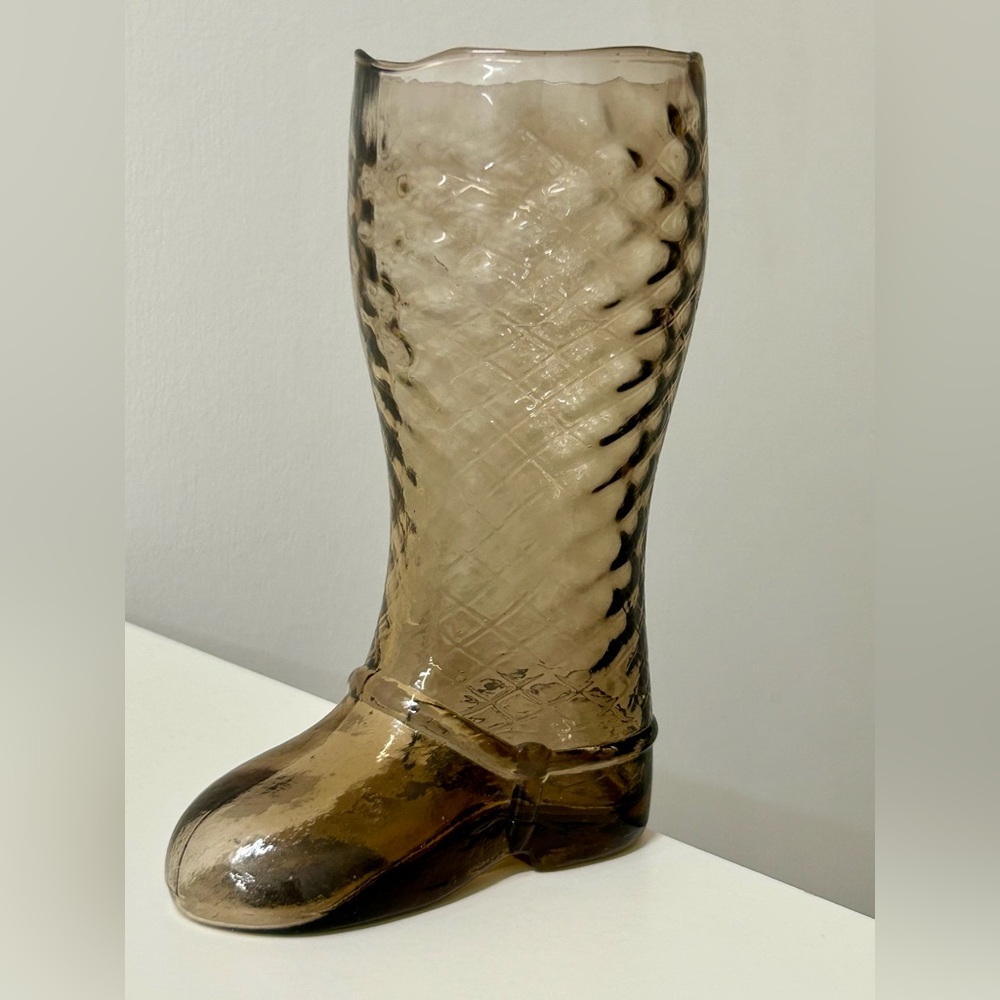 Mid Century Vintage Italian Amber Glass Quilted Boot Novelty Beer Drinking Glass